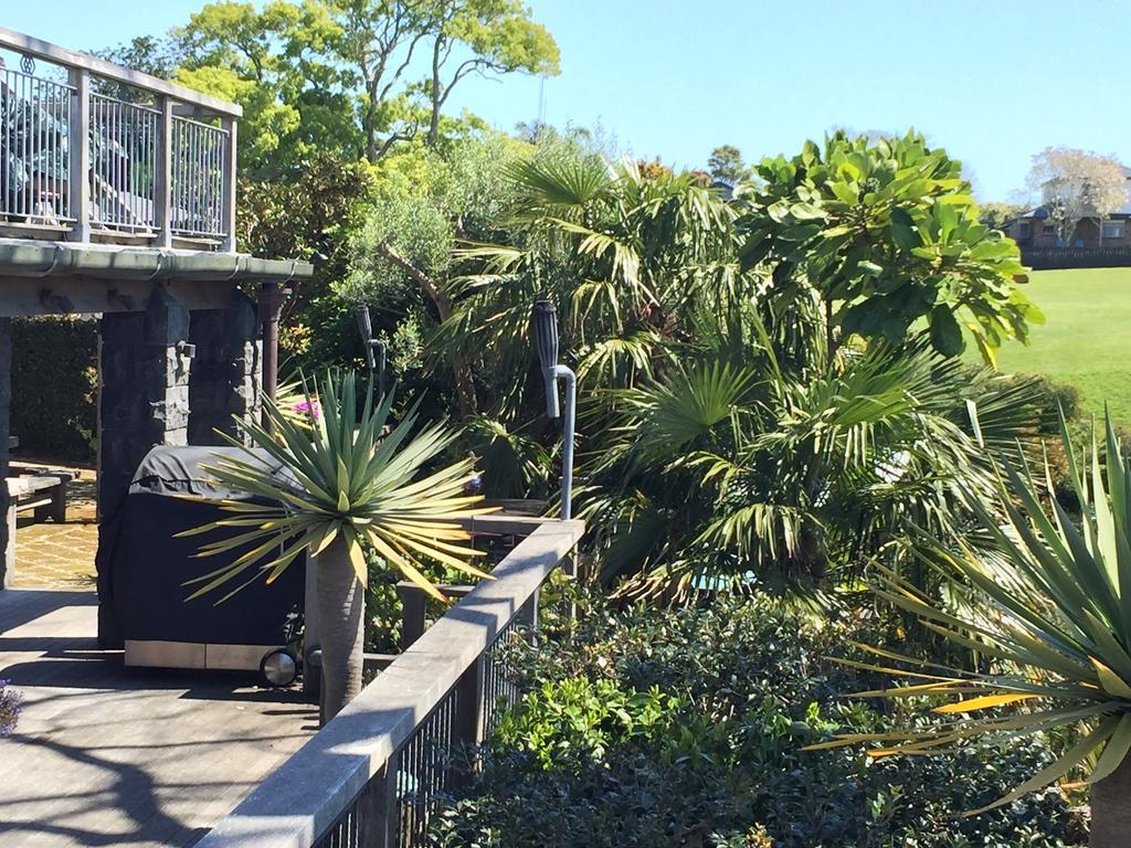 Matua Lodge Tauranga Buitenkant foto